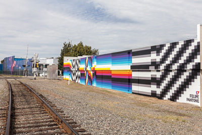 Art Along the Napa Valley Wine Train Tracks